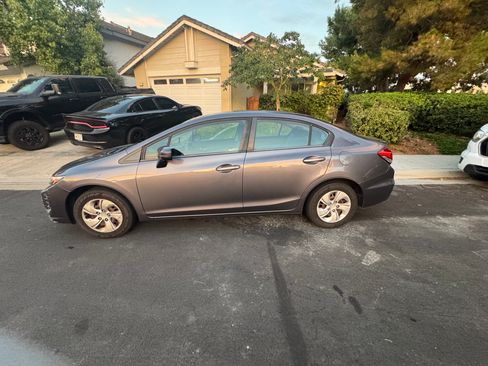 Used 2015 Honda Civic LX image 2