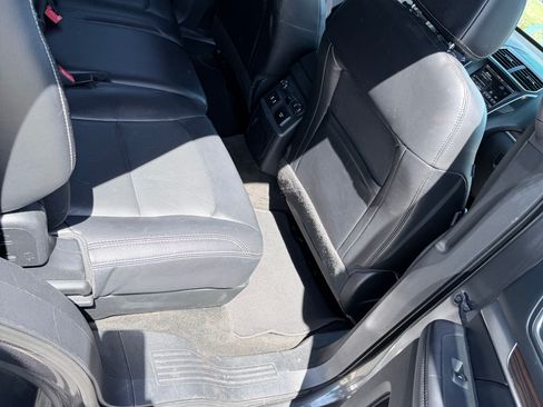 Used 2016 Ford Explorer Limited image 11