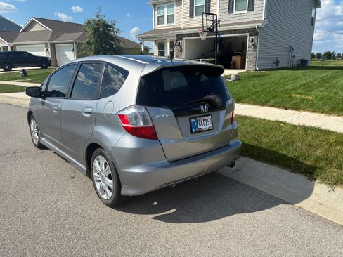 Used 2010 Honda Fit Sport image 8