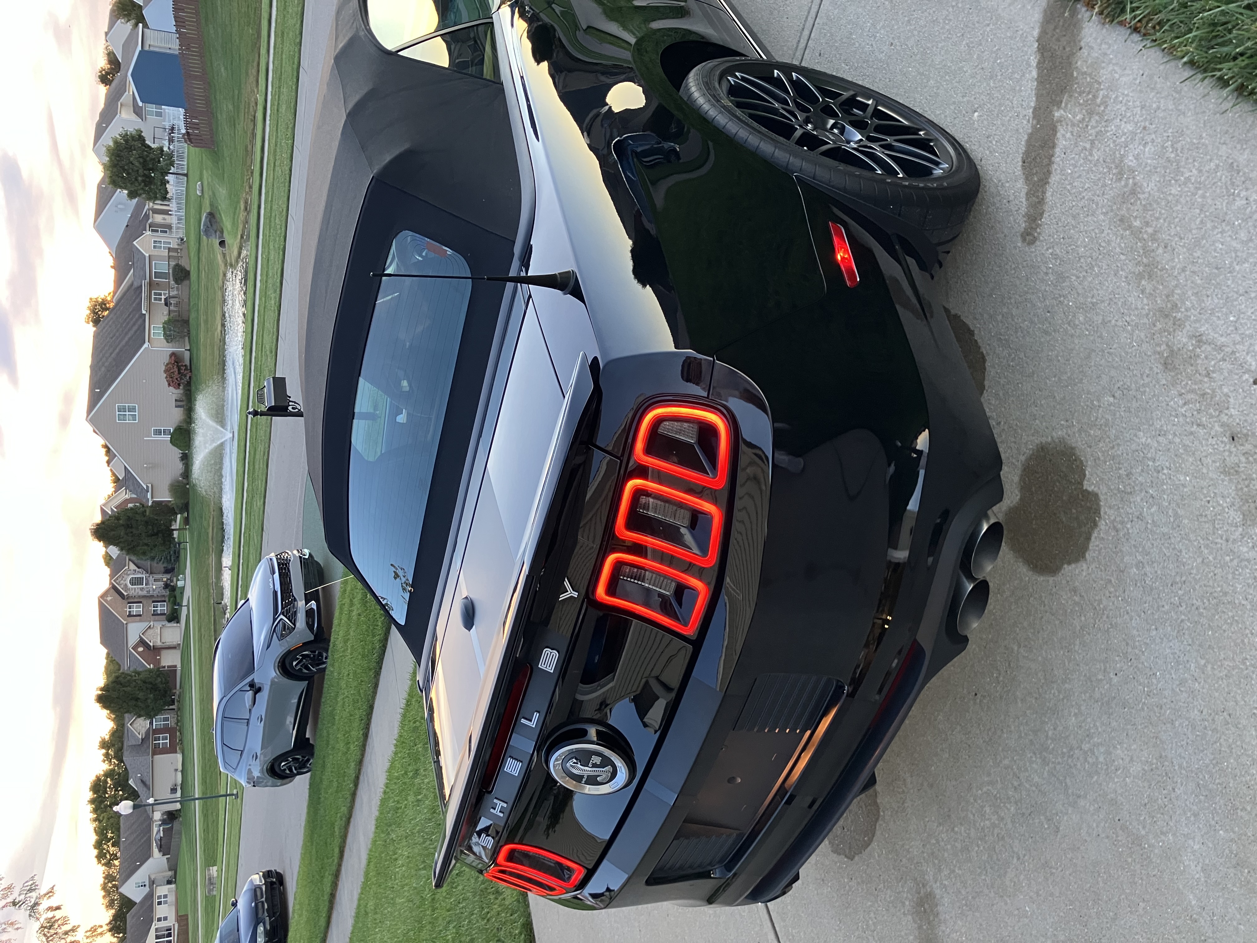 Used 2013 Ford Mustang Shelby GT500 RWD image 12
