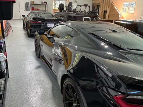 Used 2023 Chevrolet Corvette Z06 image 11