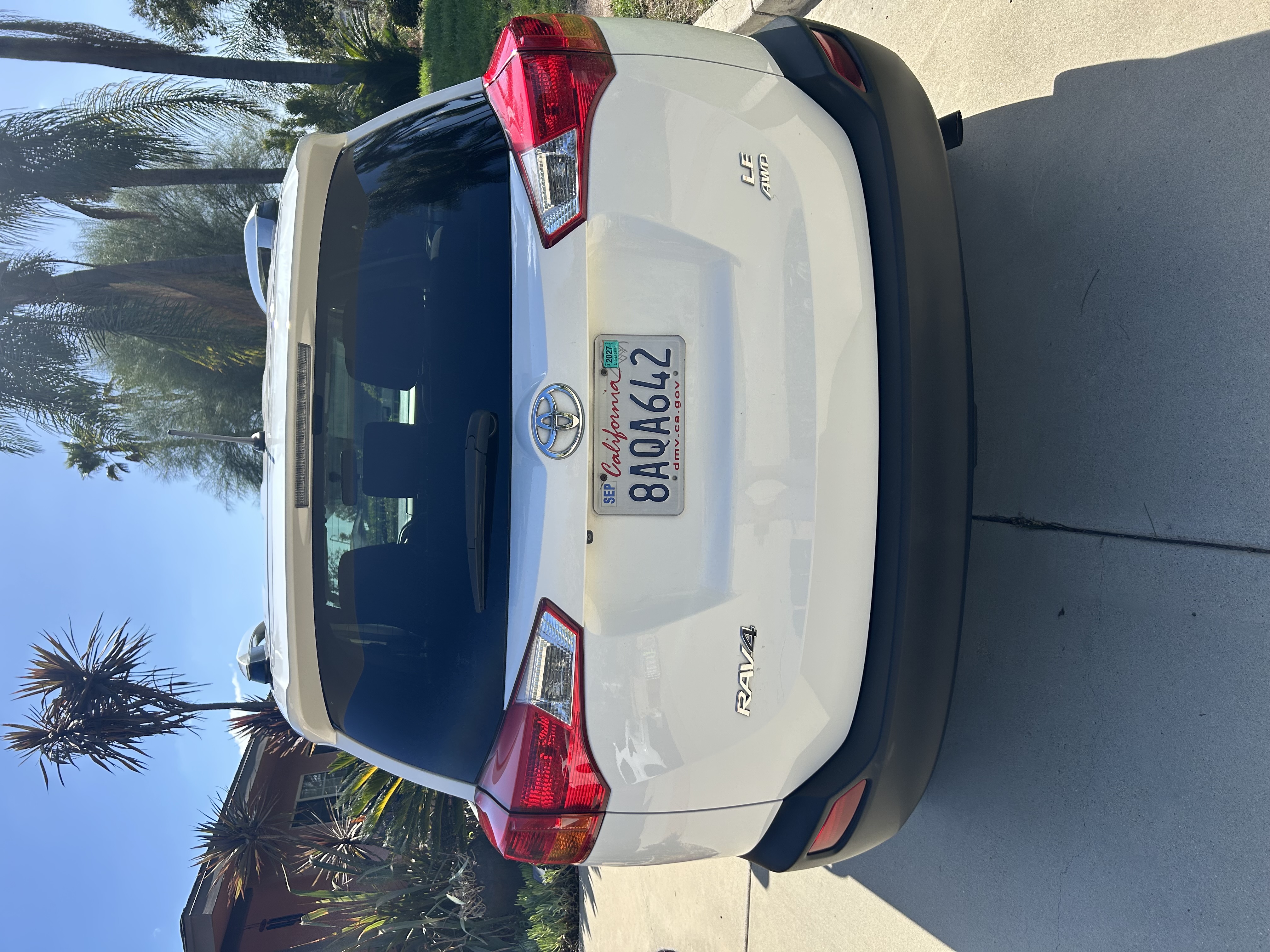 Used 2015 Toyota RAV4 LE AWD/4WD image 5