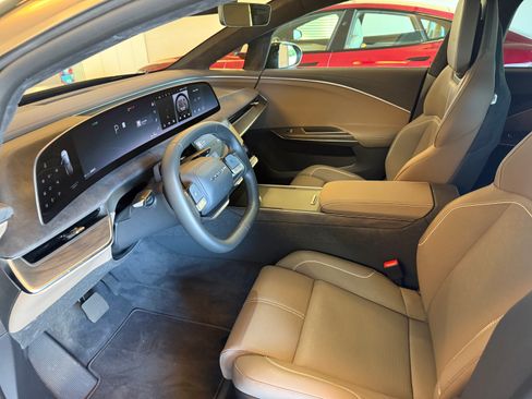 Used 2026 Lucid Gravity Grand Touring AWD/4WD image 5