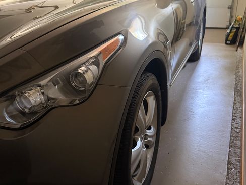 Used 2010 INFINITI FX35 AWD w/ Navigation Pkg image 2