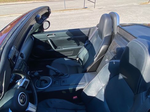 Used 2011 MAZDA MX-5 Miata Sport image 8