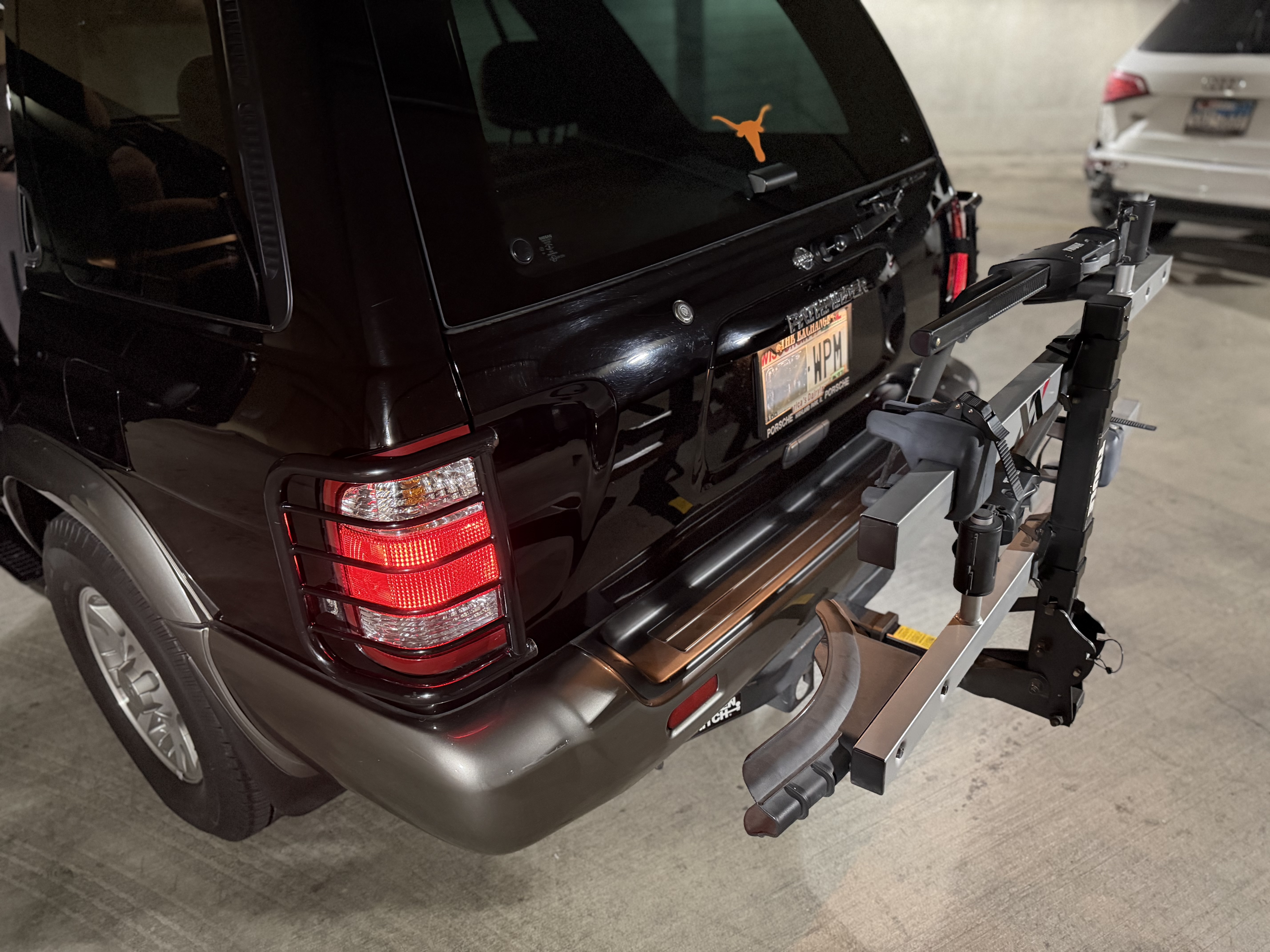 Used 2001 Nissan Pathfinder SE AWD/4WD image 16