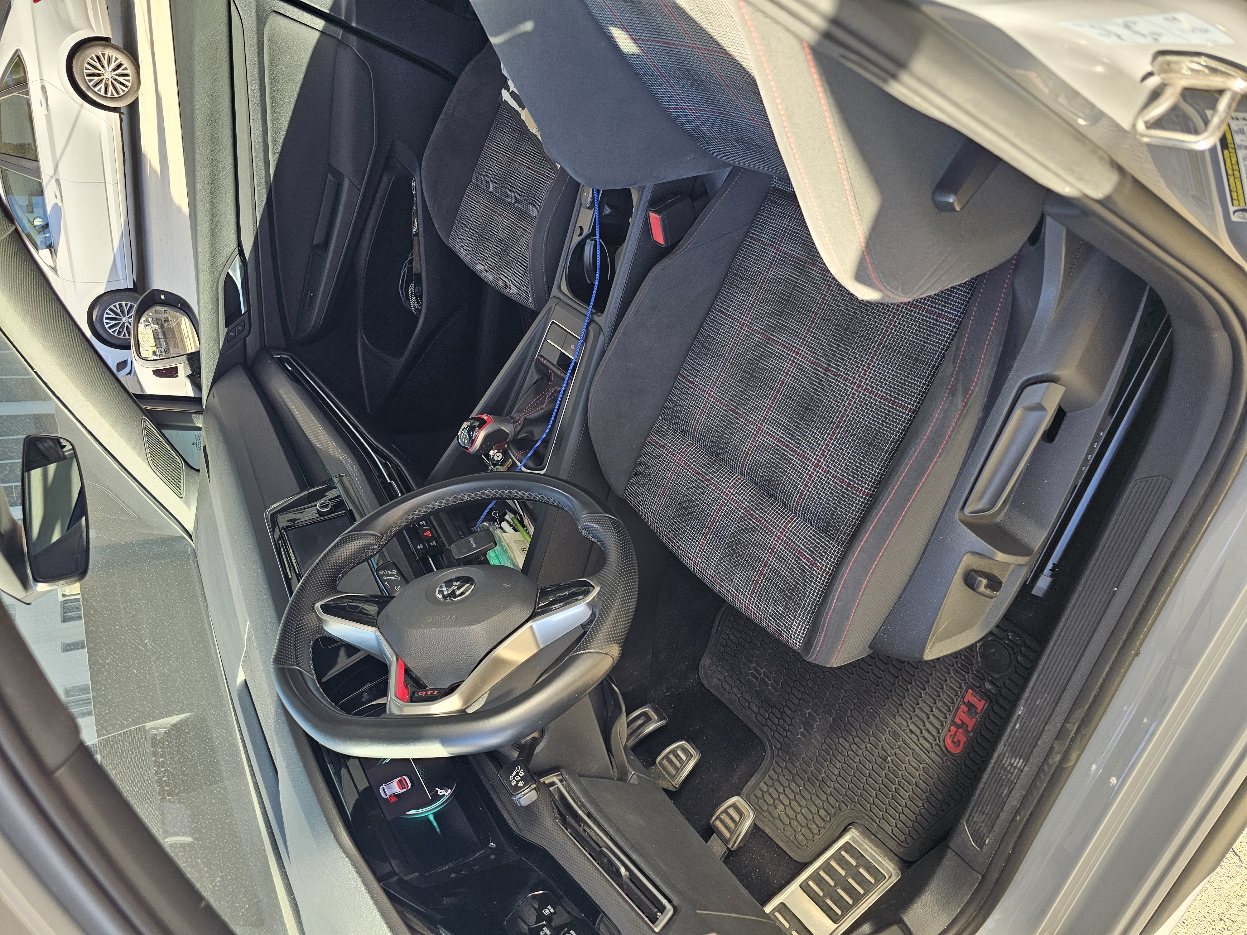 Used 2022 Volkswagen GTI S FWD image 8