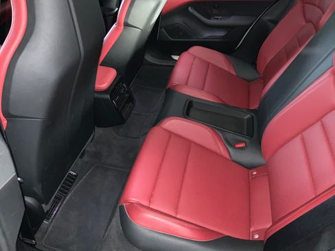 Used 2021 Porsche Taycan 4S image 8