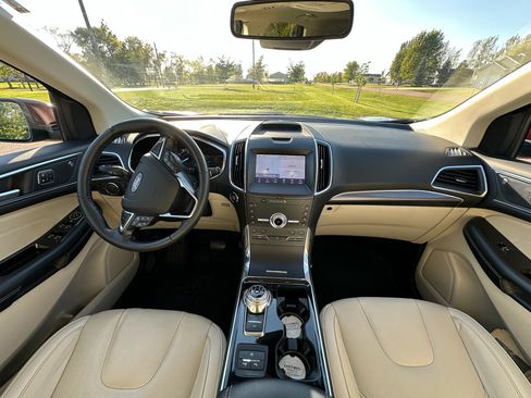 Used 2020 Ford Edge Titanium w/ Equipment Group 301A image 20