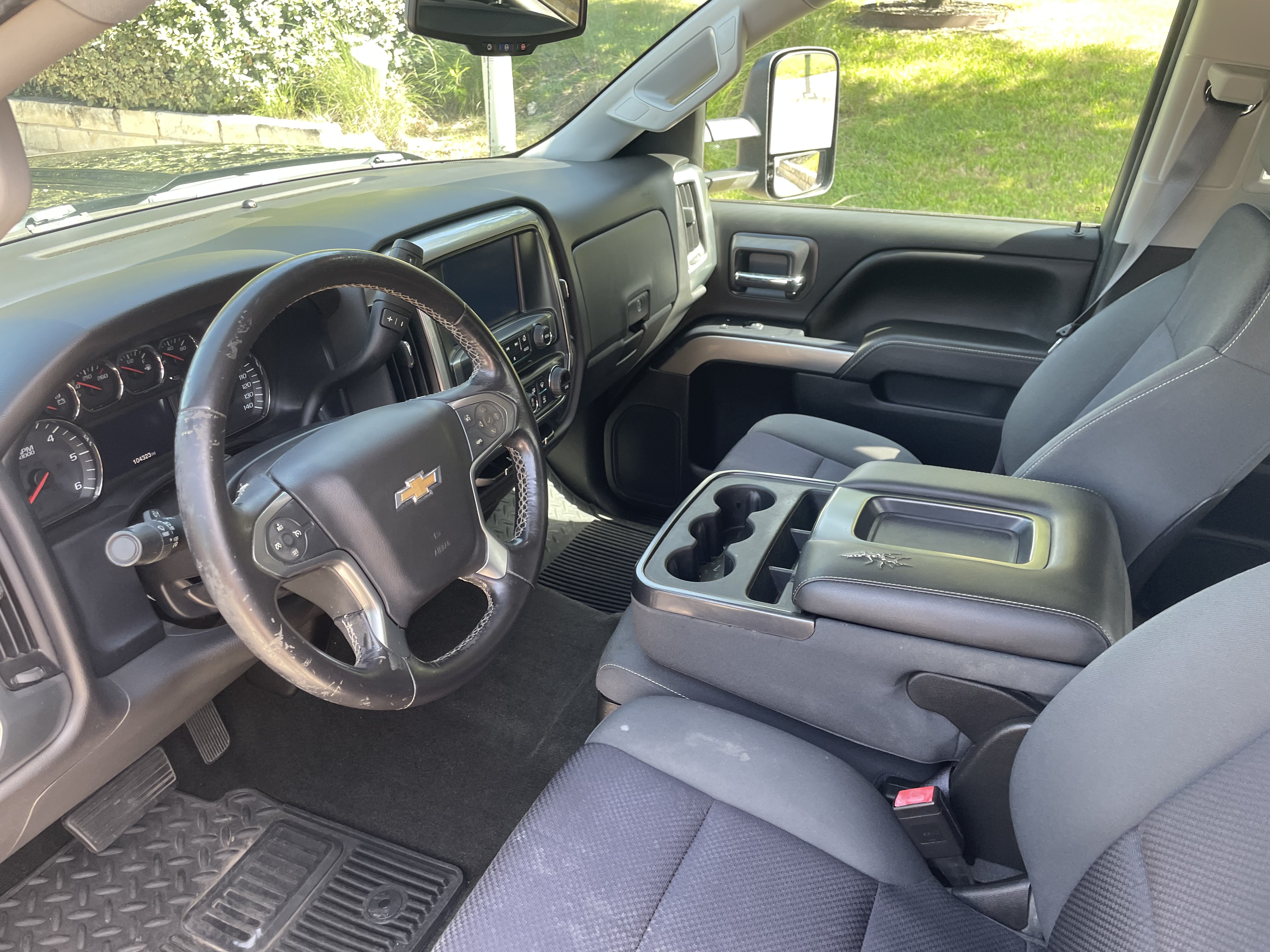 Used 2015 Chevrolet Silverado 2500 LT w/ LT Convenience Package RWD image 5