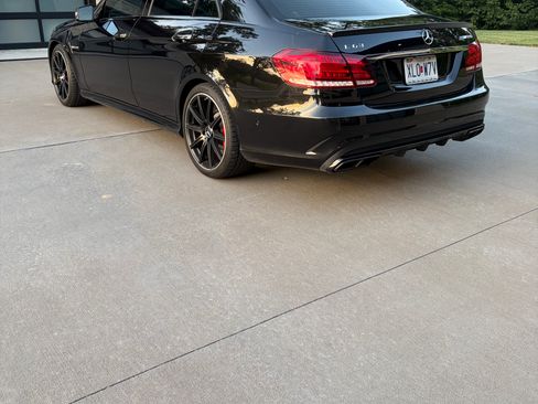 Used 2015 Mercedes-Benz E 63 AMG S-Model image 10