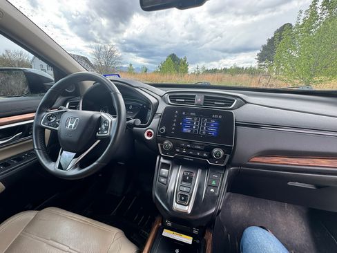 Used 2022 Honda CR-V Touring image 6