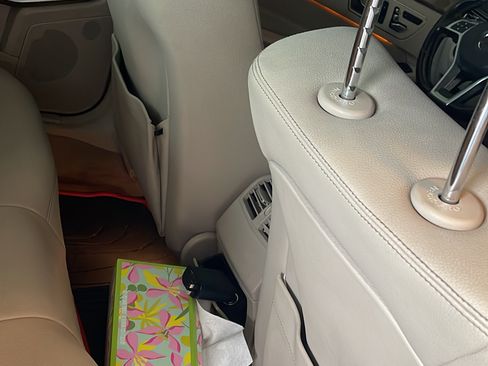 Used 2014 Mercedes-Benz E 350 Sedan image 6
