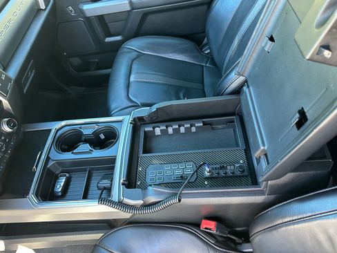 Used 2020 Ford F250 Platinum image 9