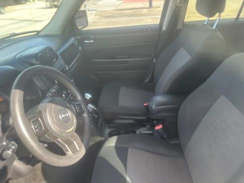 Used 2014 Jeep Patriot Sport w/ Power Value Group image 11