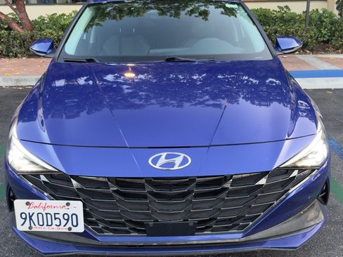 Used 2023 Hyundai Elantra Limited FWD image 1