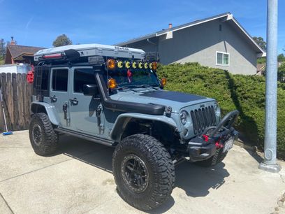 Used 2015 Jeep Wrangler Unlimited Rubicon w/ Connectivity Group