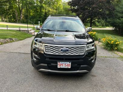Used 2017 Ford Explorer Platinum
