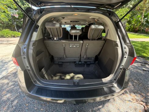 Used 2015 Honda Odyssey Touring image 18
