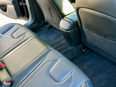 Used 2023 Hyundai Elantra Limited image 15