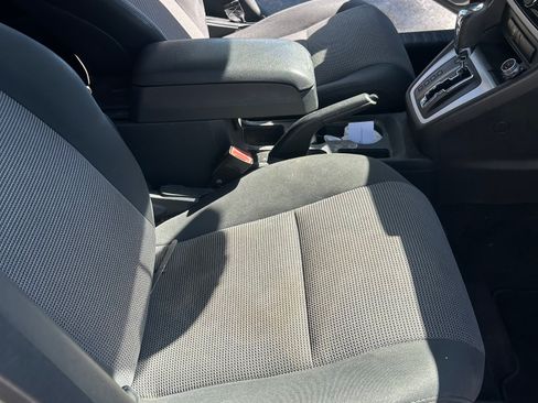 Used 2011 Dodge Caliber Mainstreet FWD image 10