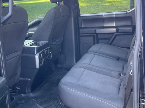 Used 2018 Ford F150 XLT w/ Equipment Group 302A Luxury AWD/4WD image 12