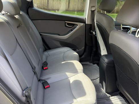 Used 2012 Hyundai Elantra Limited w/ Technology Pkg 5 image 9