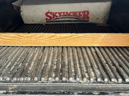 Used 2021 Jeep Gladiator Sport image 12