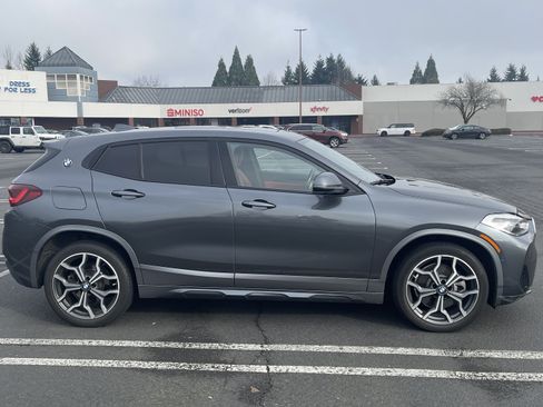 Used 2021 BMW X2 xDrive28i w/ M Sport X Package image 6