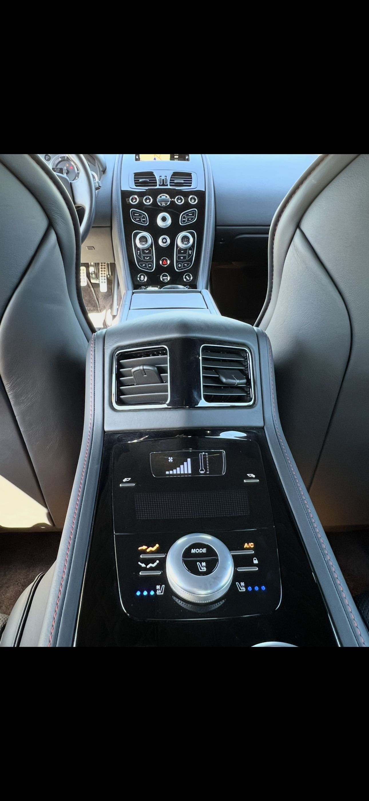 Used 2016 Aston Martin Rapide S RWD image 13
