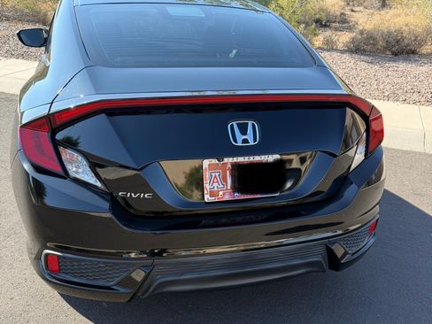 Used 2018 Honda Civic LX-P image 9