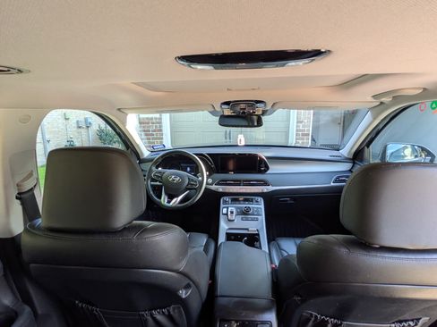 Used 2022 Hyundai Palisade SEL w/ Premium Package AWD/4WD image 9