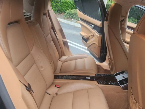 Used 2014 Porsche Panamera Turbo w/ Premium Package Plus image 18