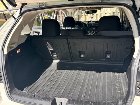 Used 2017 Subaru Crosstrek 2.0i Premium image 13