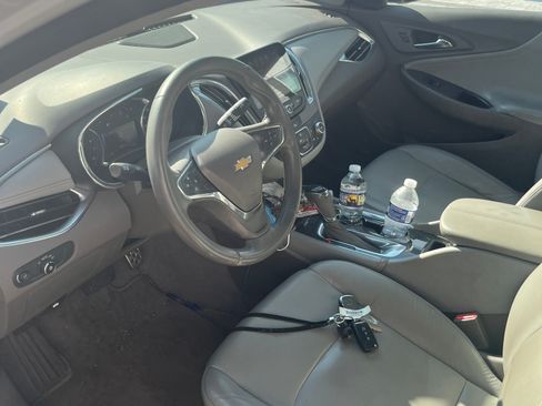 Used 2016 Chevrolet Malibu LT w/ Leather Package FWD image 10