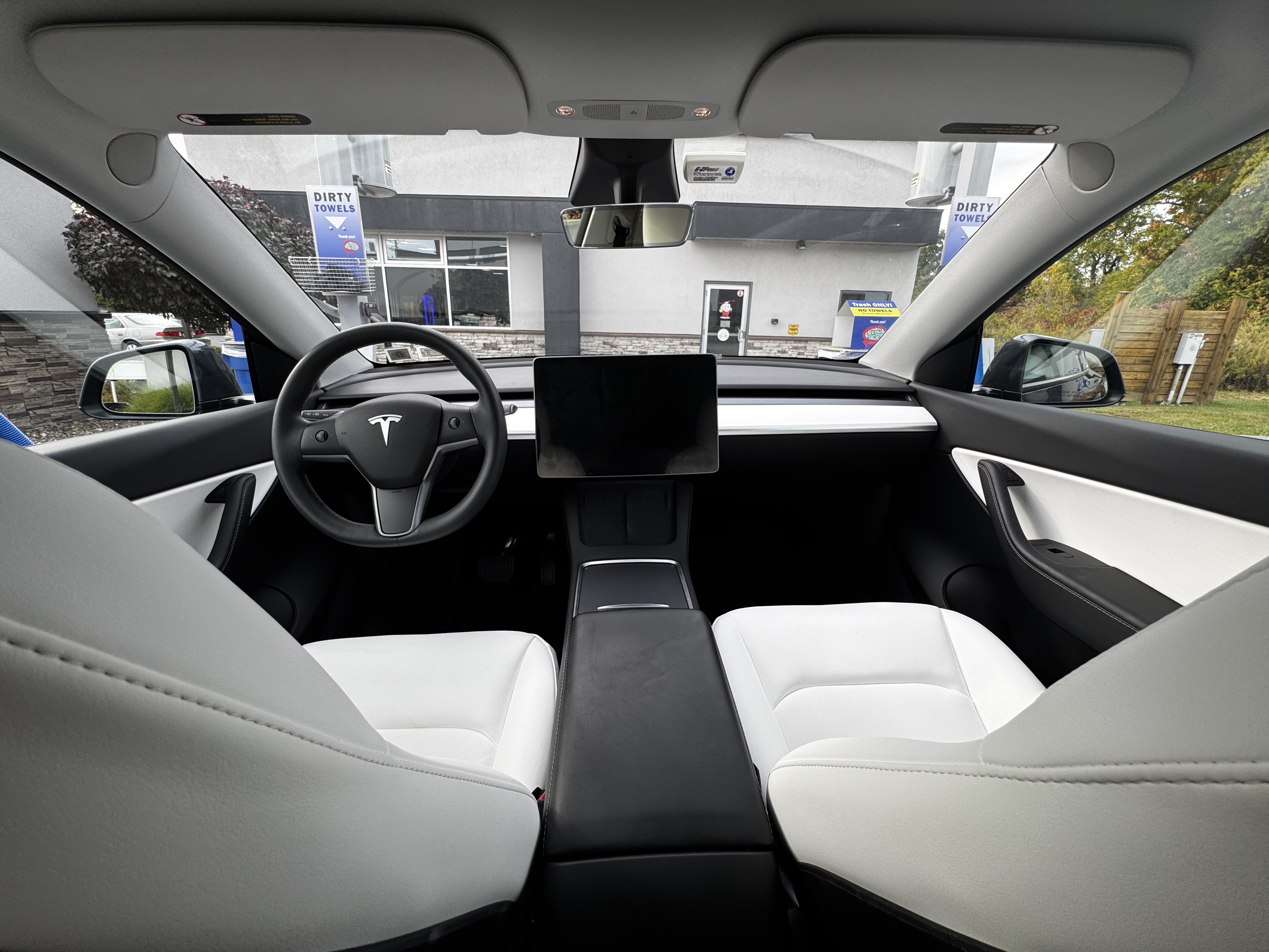 Used 2021 Tesla Model Y Long Range AWD/4WD image 9