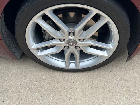 Used 2019 Chevrolet Corvette Stingray Coupe w/ 1LT image 10