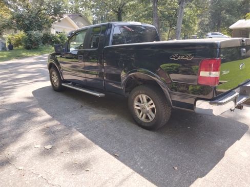 Used 2005 Ford F150 Lariat image 5