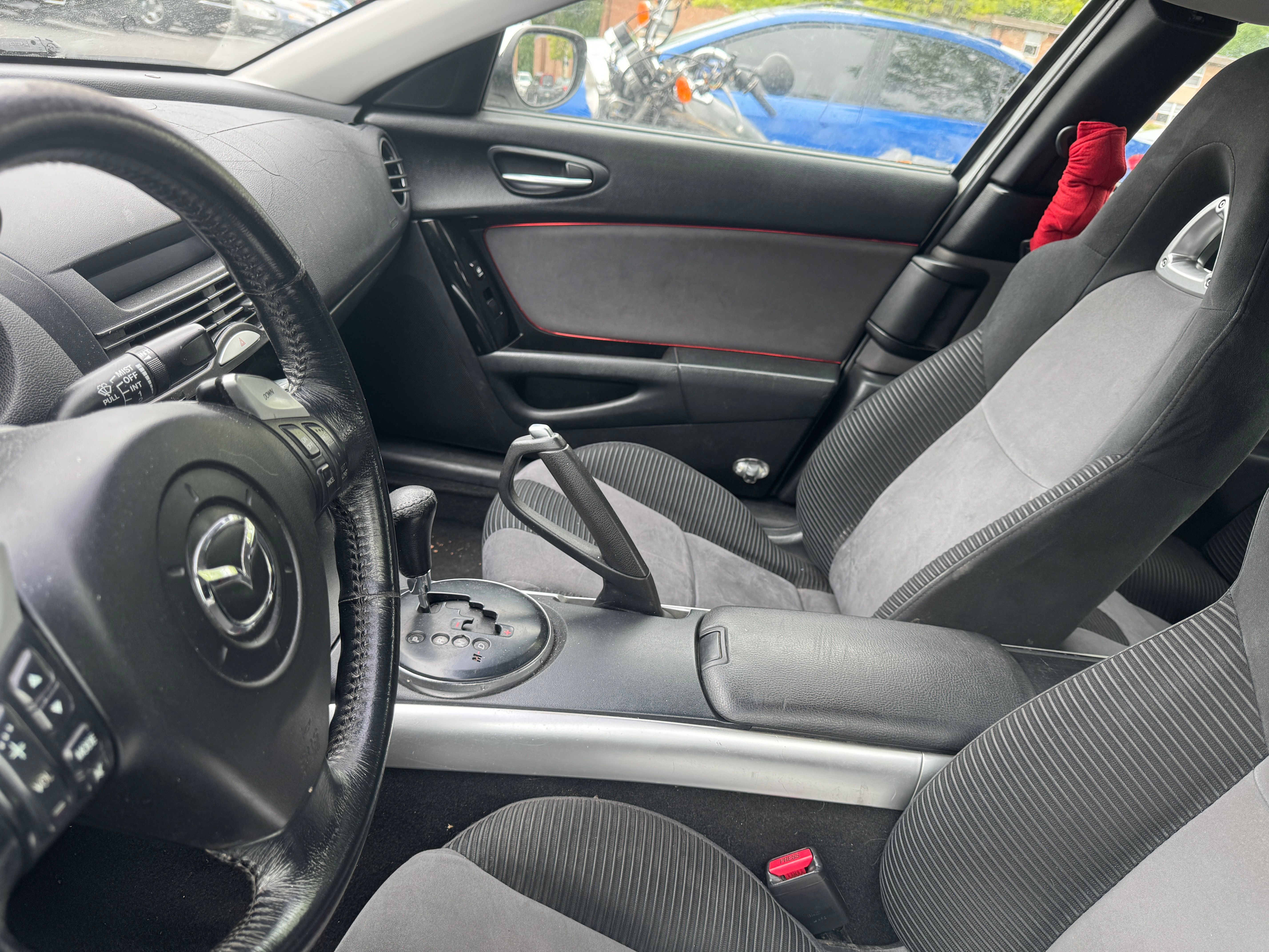 Used 2005 MAZDA RX-8 w/ AT Sport Pkg RWD image 1