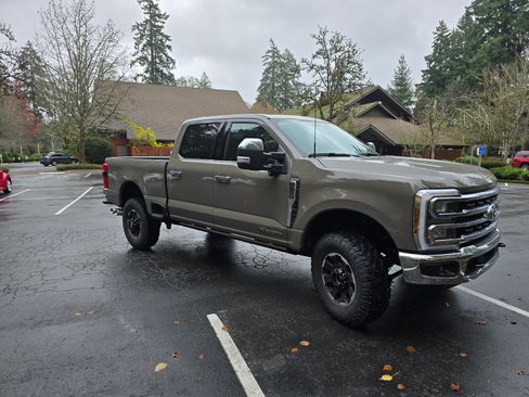 Used 2026 Ford F350 King Ranch w/ Tremor Off-Road Package image 16