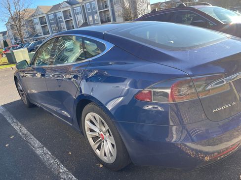 Used 2017 Tesla Model S 75 image 8