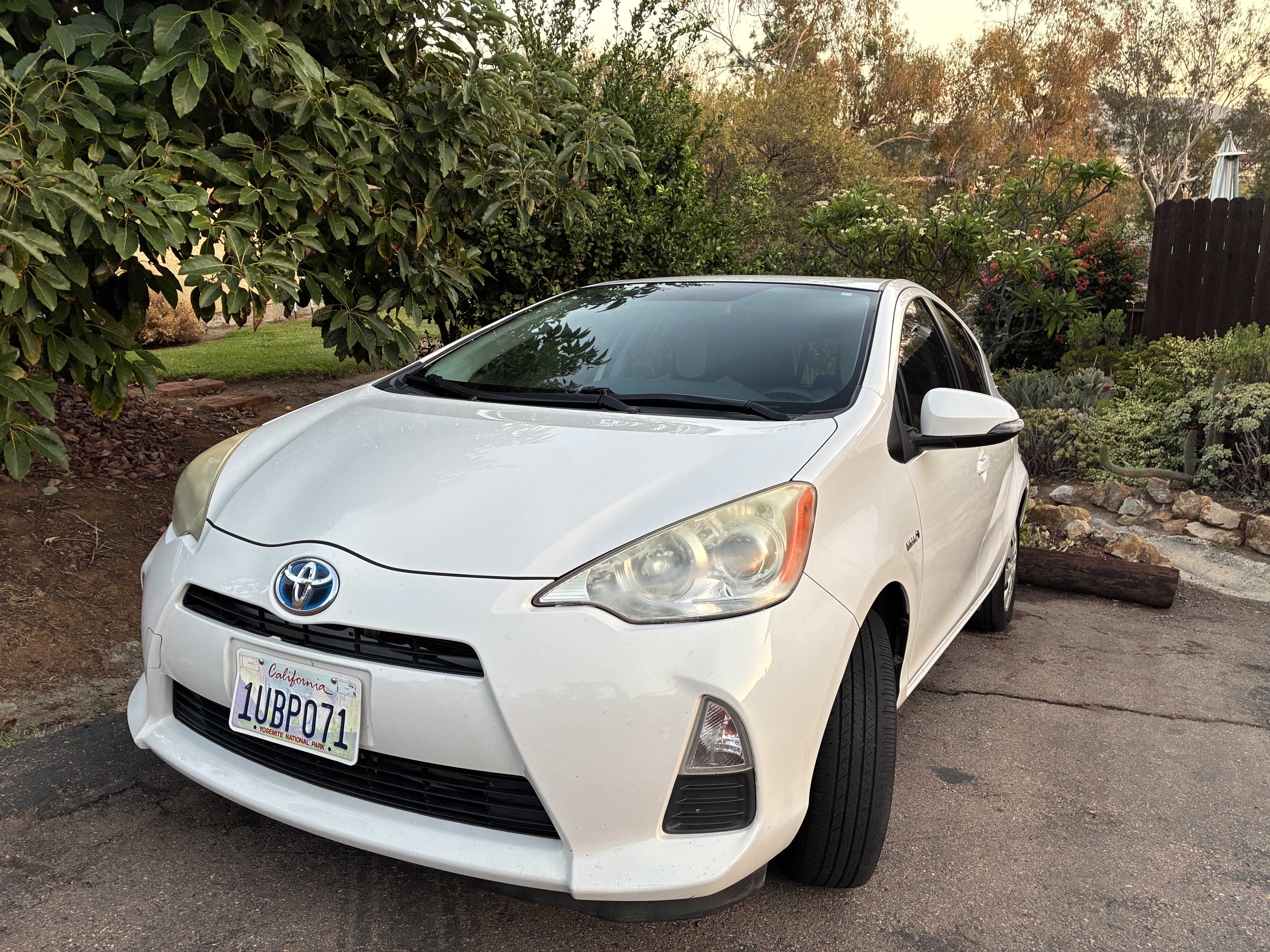 Used 2012 Toyota Prius C One FWD image 1