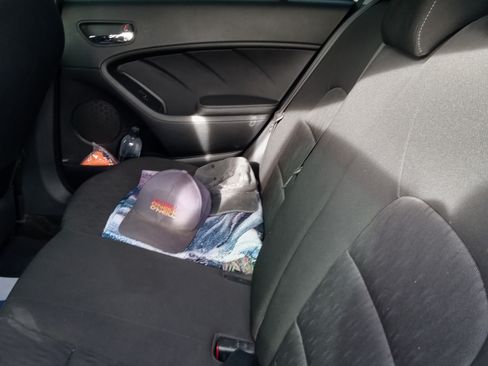 Used 2016 Kia Forte LX image 5