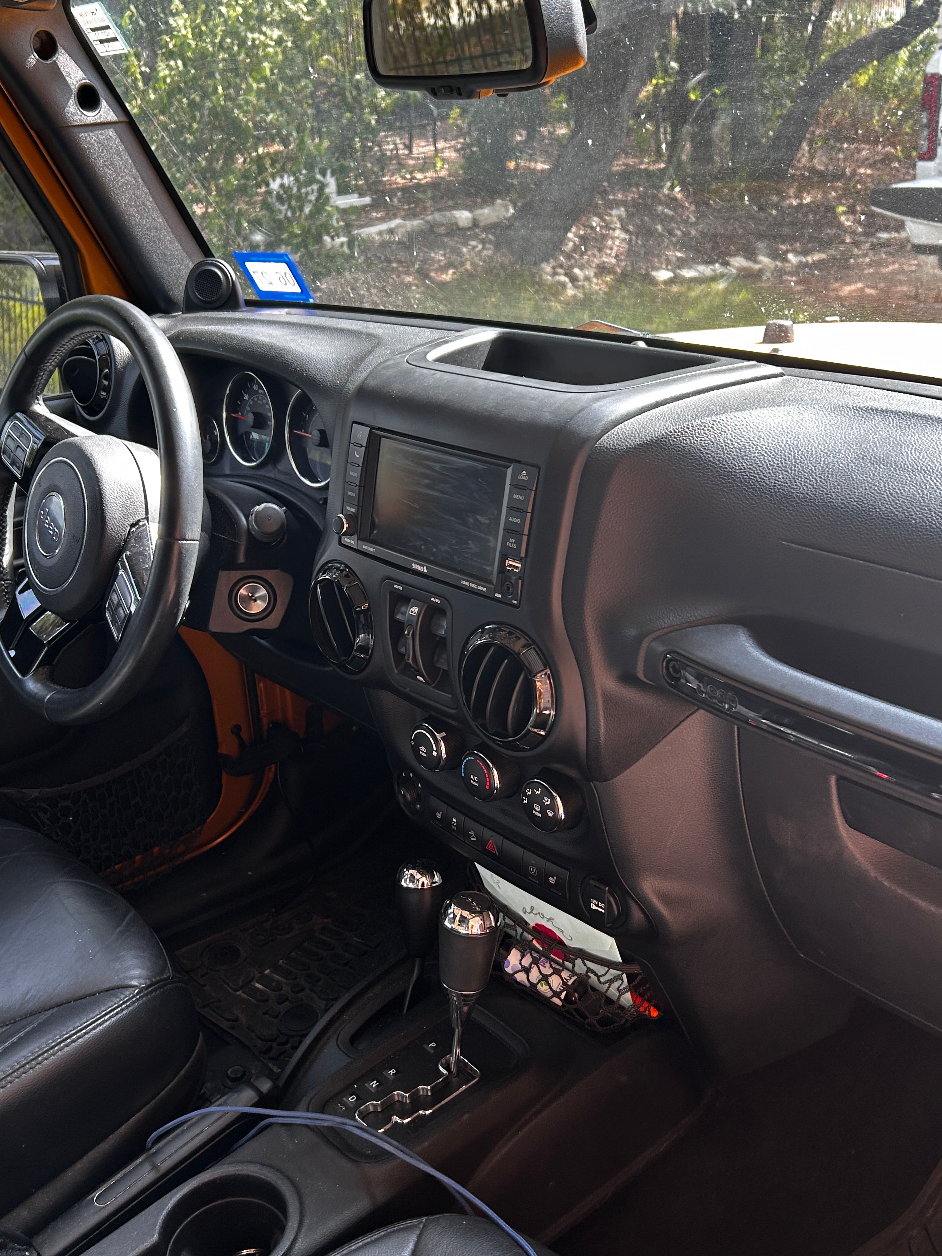 Used 2014 Jeep Wrangler Unlimited Sahara AWD/4WD image 10