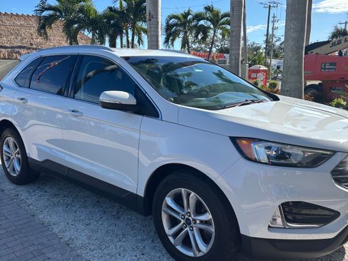 Used 2020 Ford Edge SEL w/ Cold Weather Package image 1