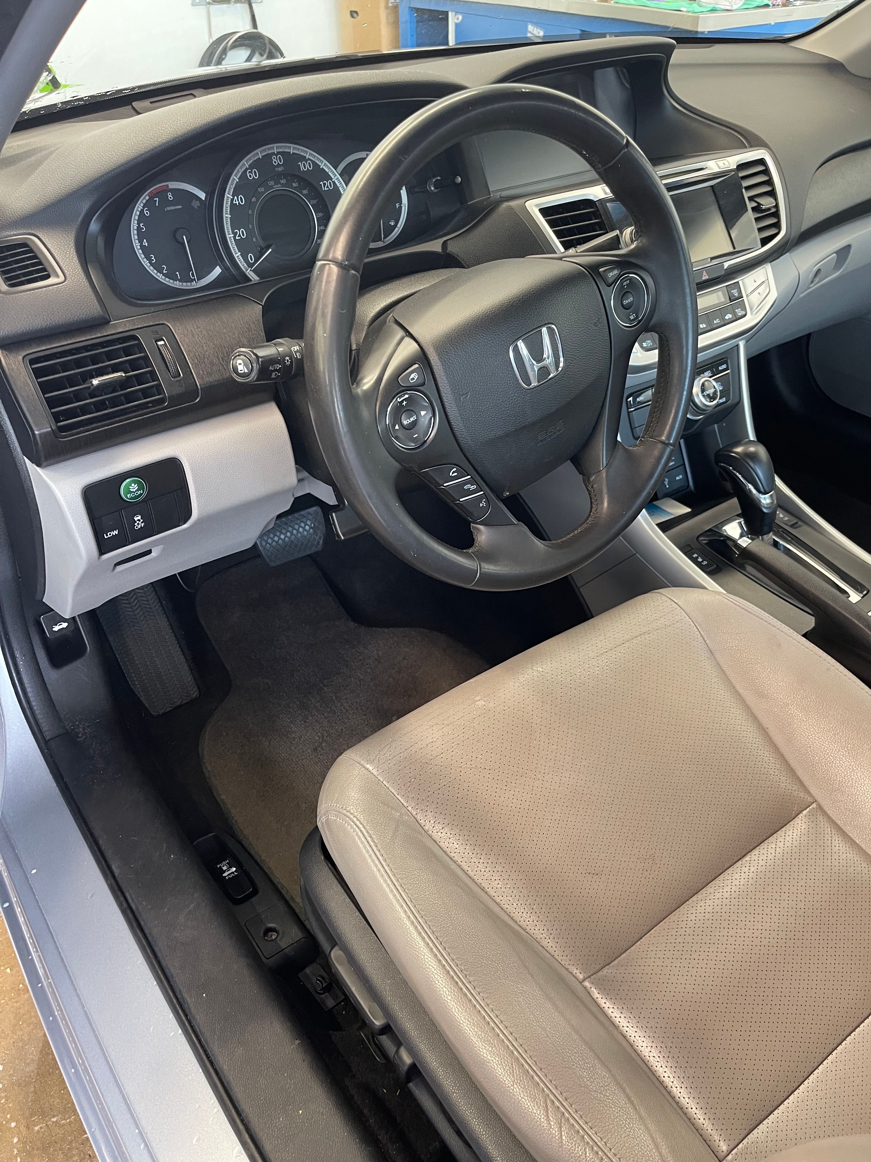 Used 2013 Honda Accord EX-L image 4