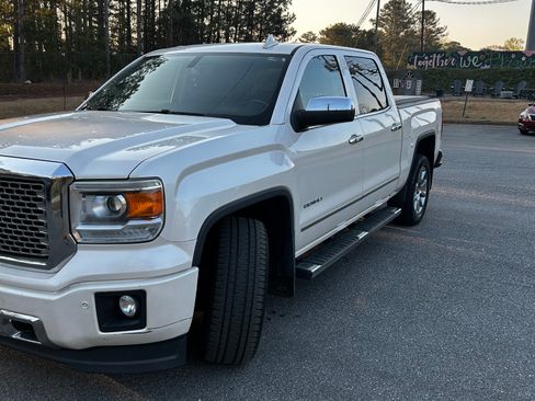 Used 2015 GMC Sierra 1500 Denali image 21