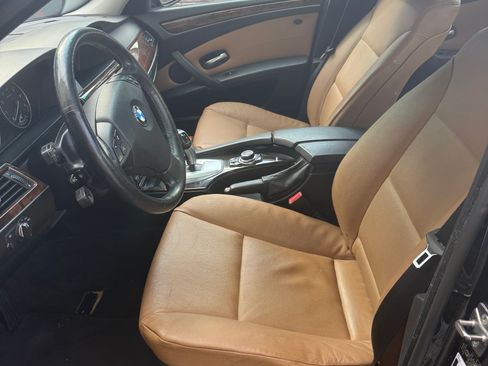 Used 2010 BMW 535i xDrive Sedan AWD/4WD image 12