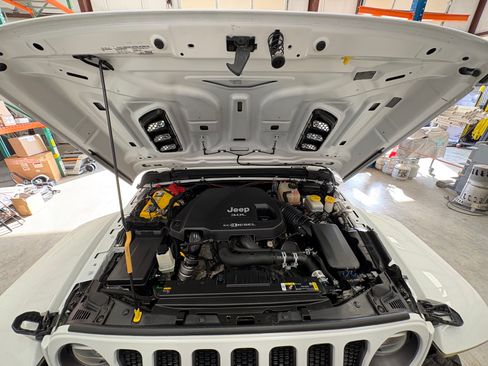 Used 2021 Jeep Wrangler Unlimited Rubicon image 11