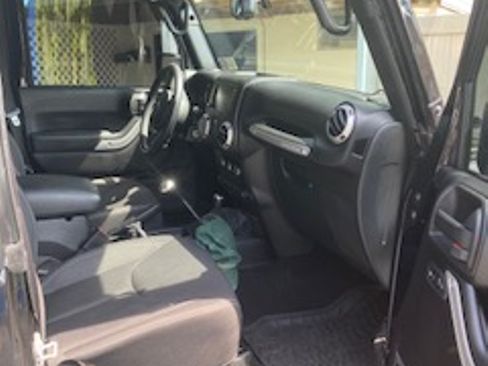 Used 2016 Jeep Wrangler Sahara w/ Dual Top Group image 11